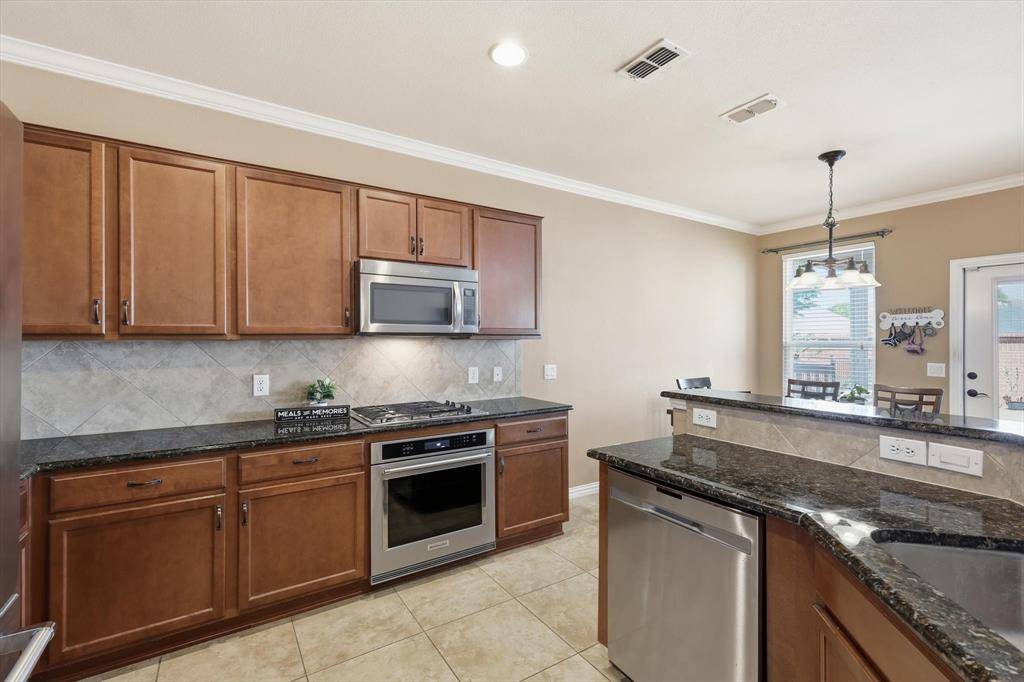 2948 Oyster Bay Drive, Frisco, TX 75036