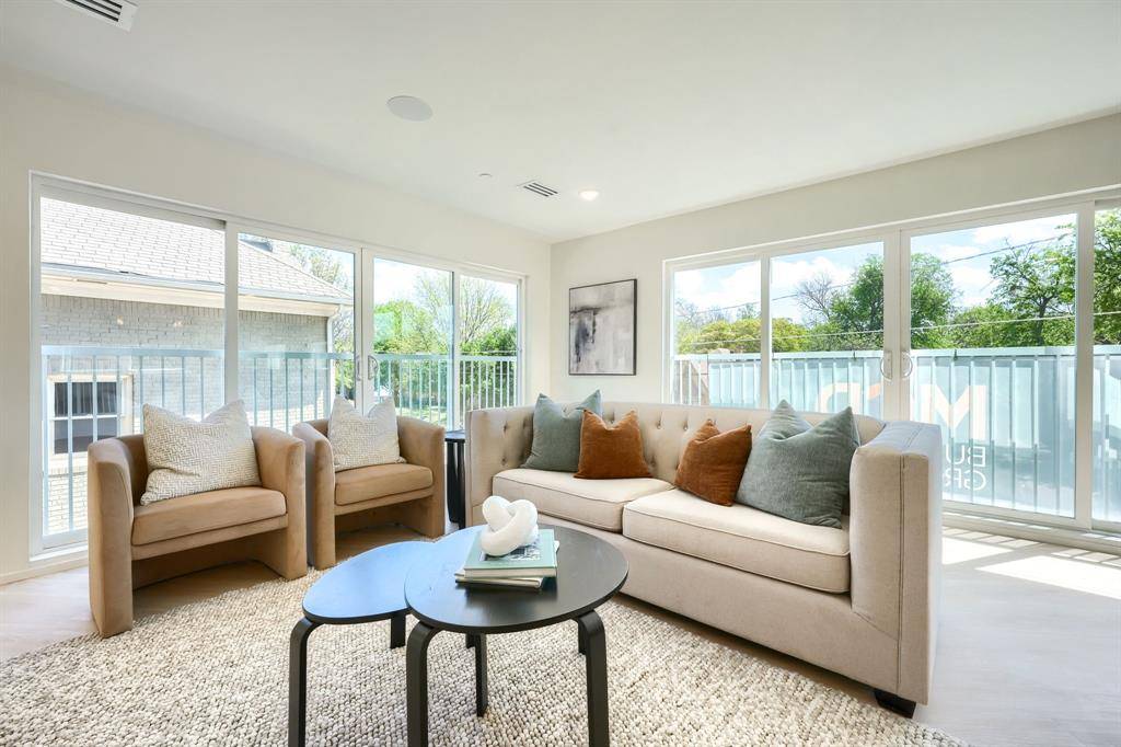 5705 Live Oak Street #D, Dallas, TX 75206