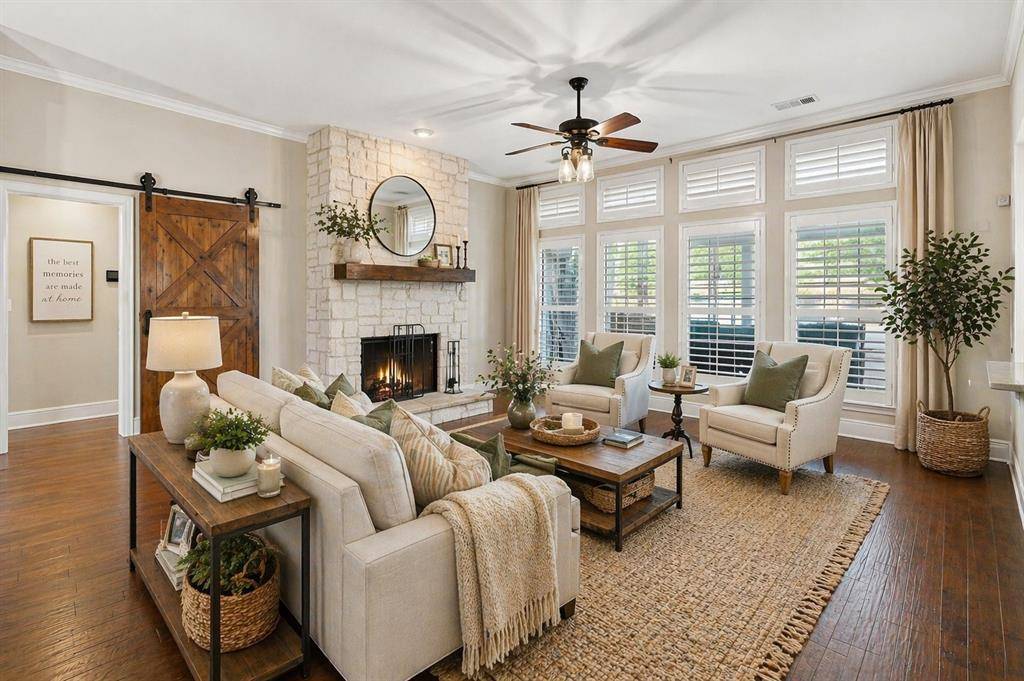 16036 University Drive, Forney, TX 75126