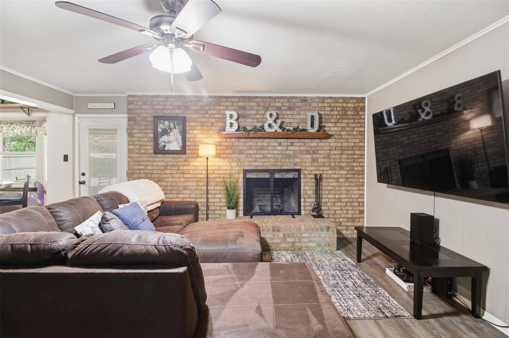 1018 Princeton Place, Cleburne, TX 76033