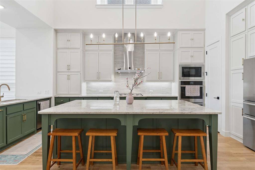 1939 Apple Tree Drive, Rockwall, TX 75087