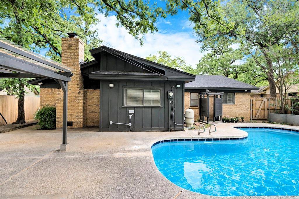 2912 Duff Drive, Arlington, TX 76013