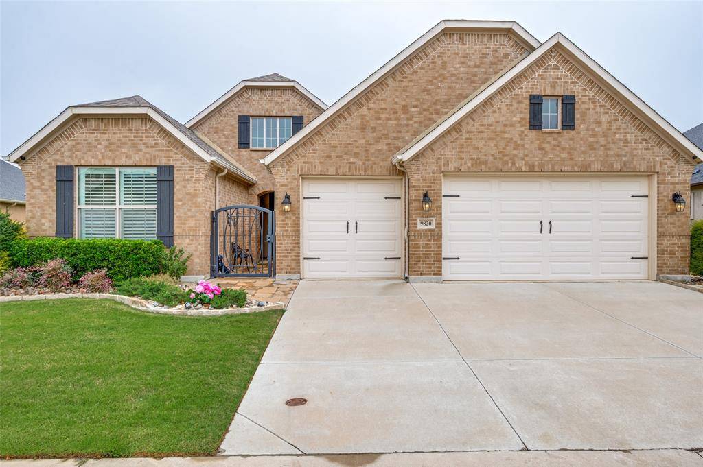 9820 Ironwood Drive, Denton, TX 76207
