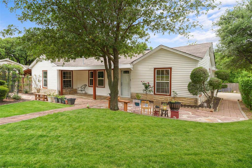 6000 Forest Hill Drive, Forest Hill, TX 76119