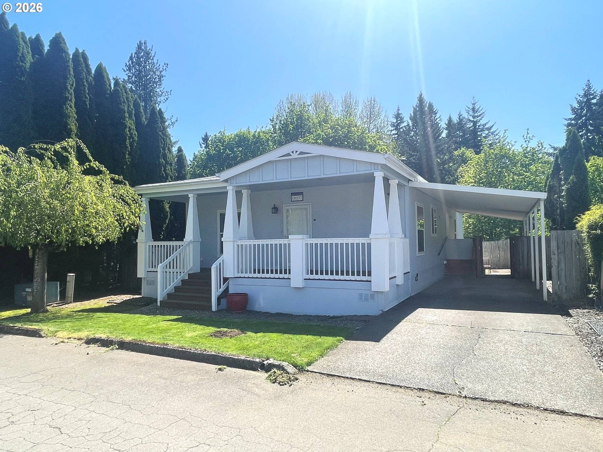 18277 S TREETOP DR #116, Oregon City, OR 97045