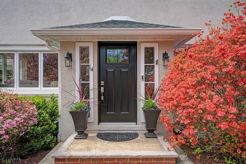 14 Childsworth Ave, Bernardsville Boro, NJ 07924