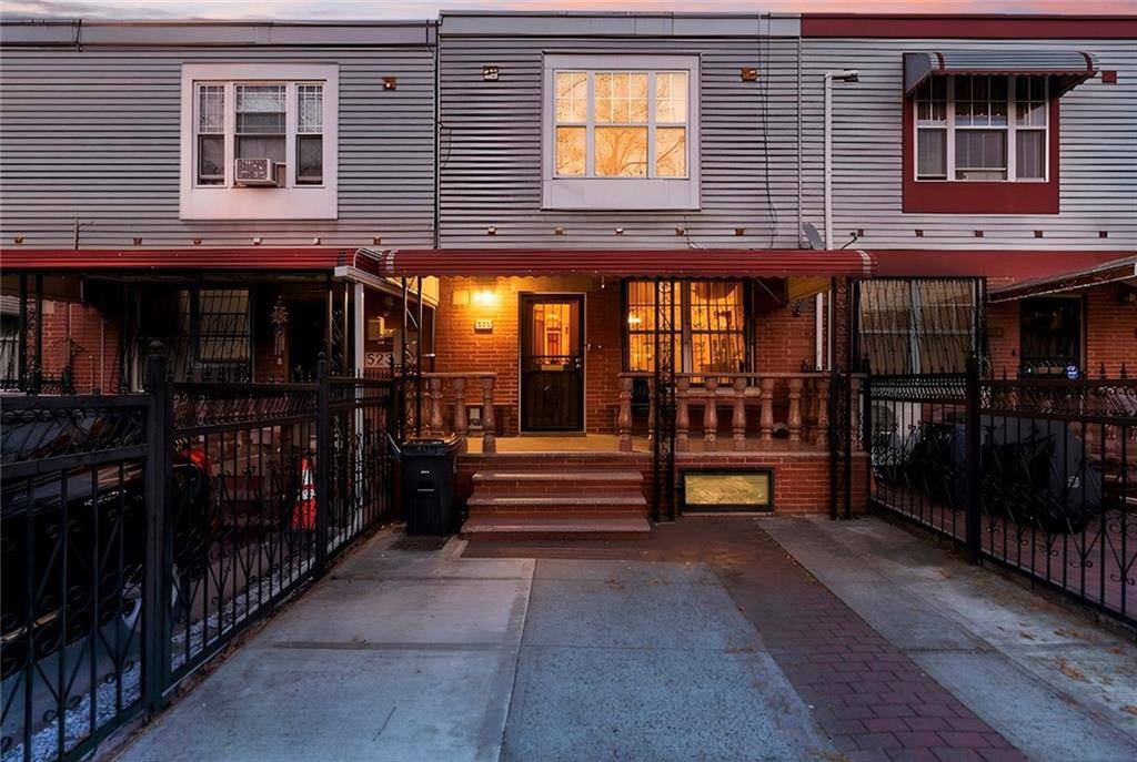 525 Alabama AVE, Brooklyn, NY 11207
