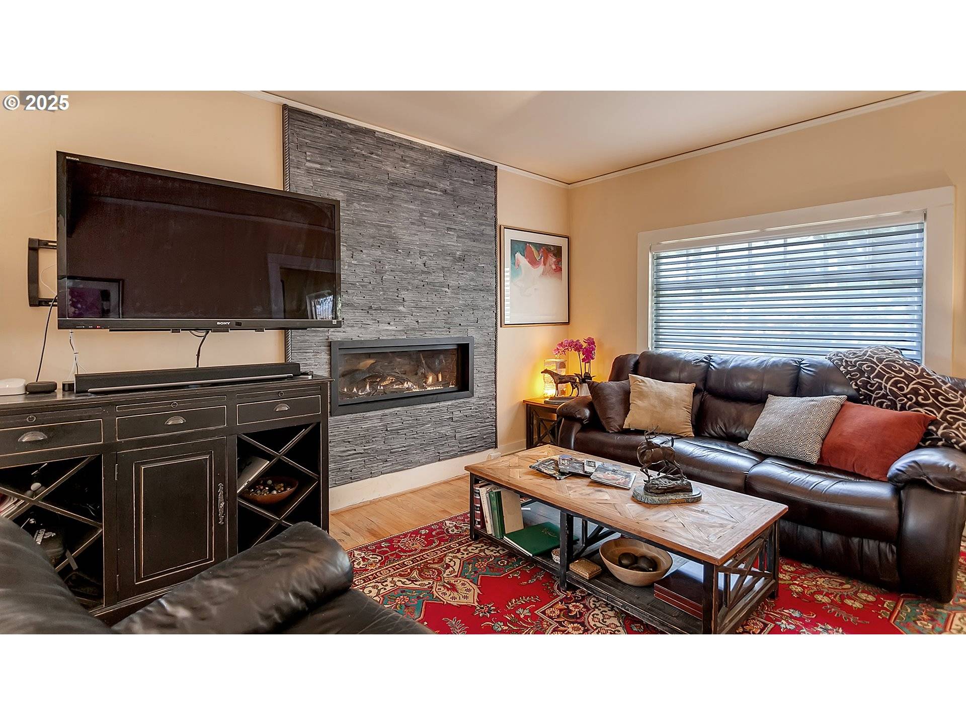 5816 S CORBETT AVE, Portland, OR 97239