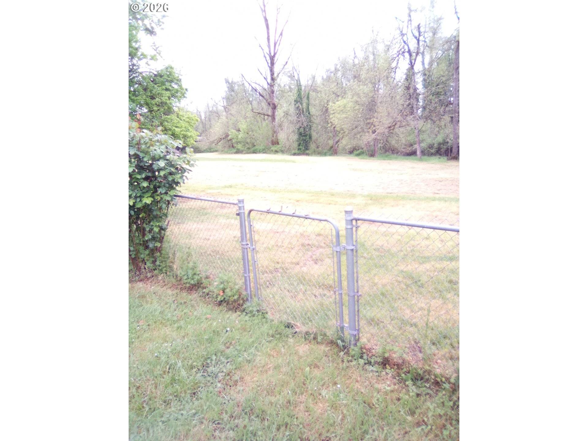 77500 S 6th ST, Cottage Grove, OR 97424