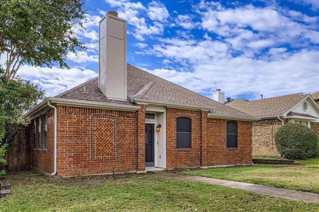 4319 Harvest Hill Road, Carrollton, TX 75010