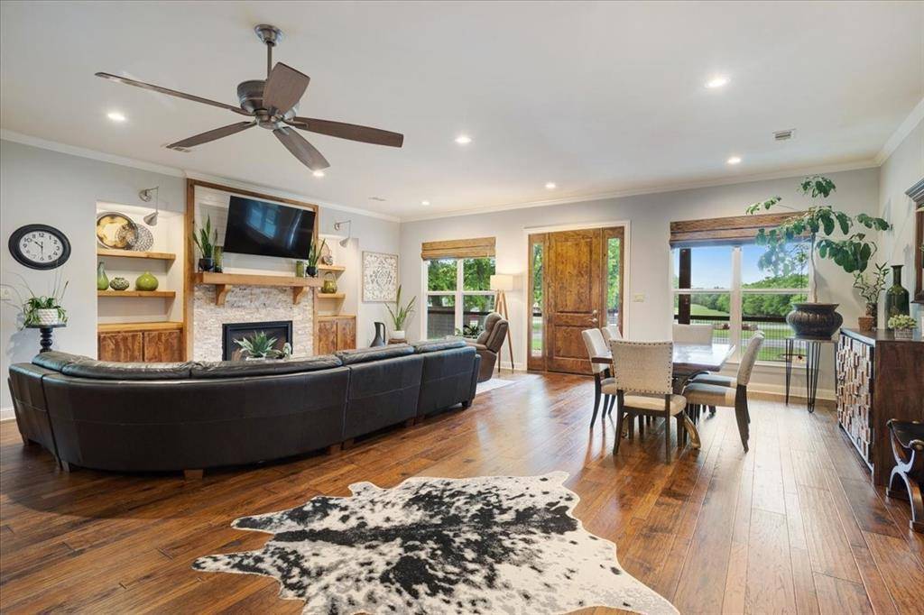 6027 Fm 697, Sherman, TX 75090