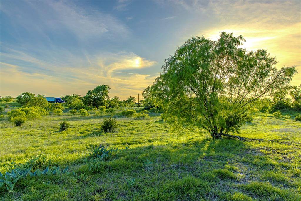 3790 N US 287 Highway, Alvord, TX 76225