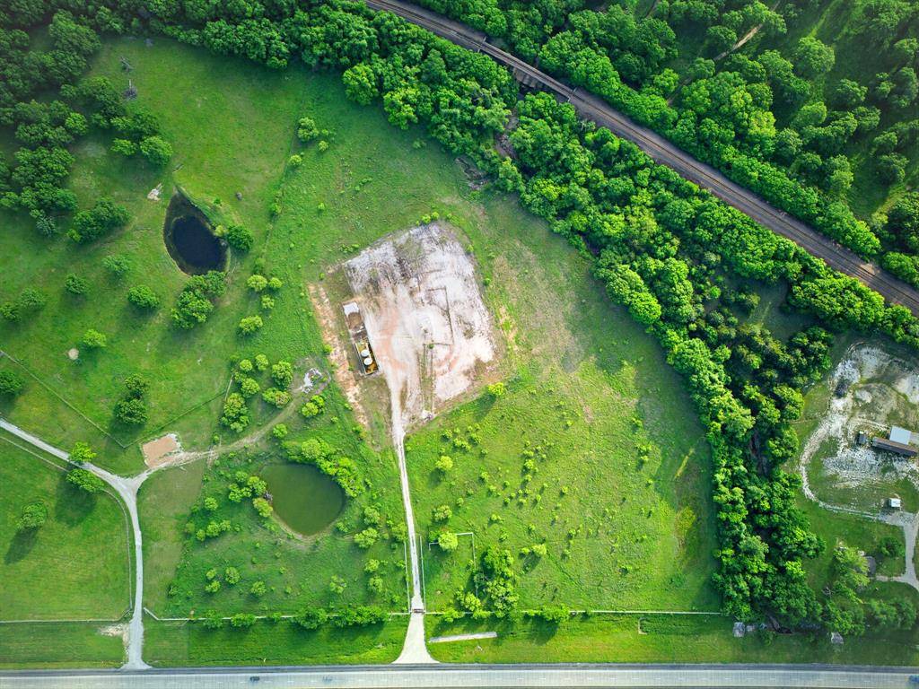 3790 N US 287 Highway, Alvord, TX 76225