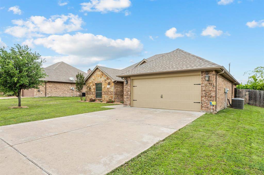 104 Cold Track Drive, Willow Park, TX 76008