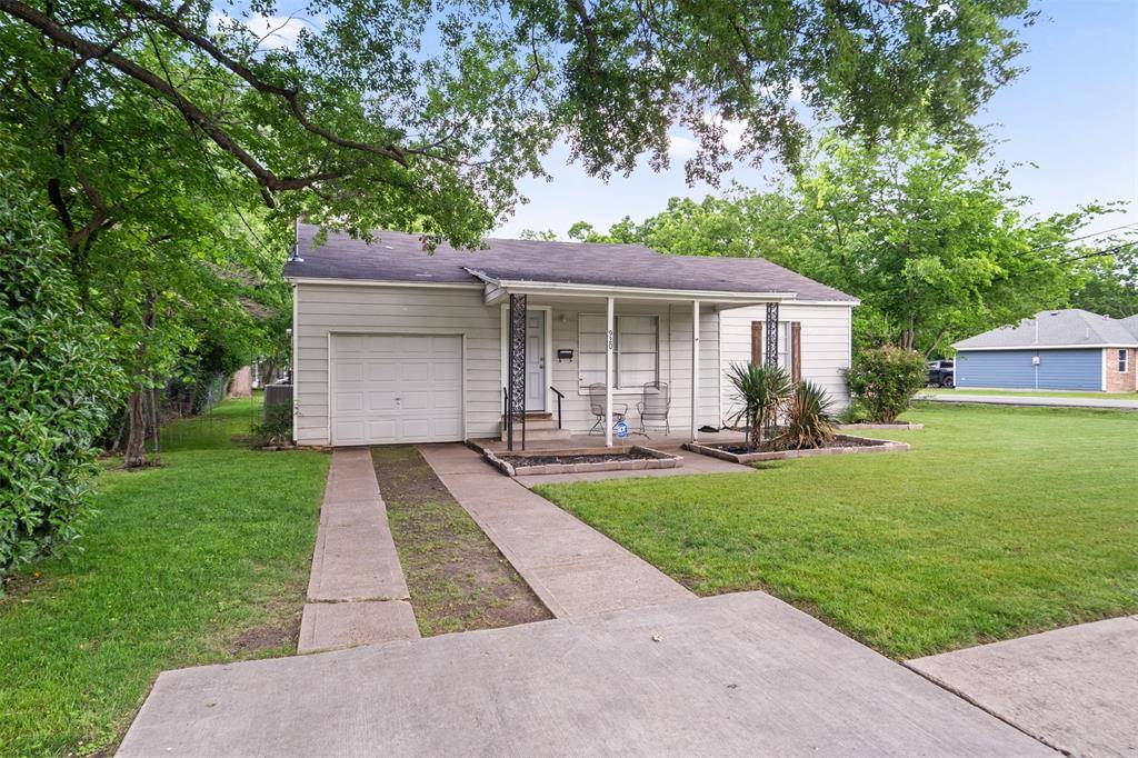 920 N Virginia Street, Terrell, TX 75160