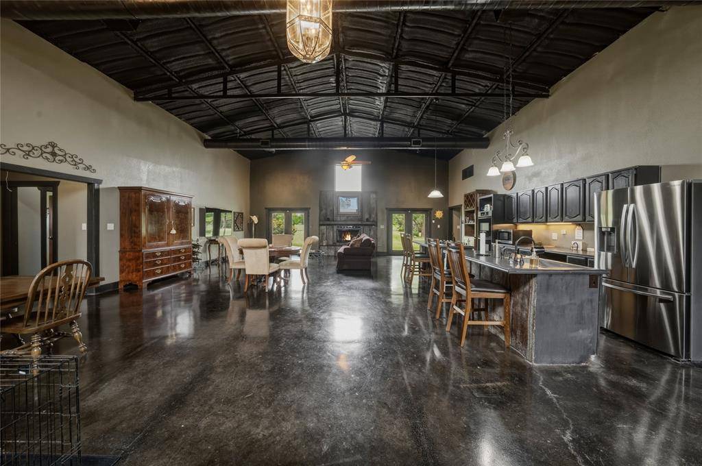 11110 Old Stoney Road, Ponder, TX 76259