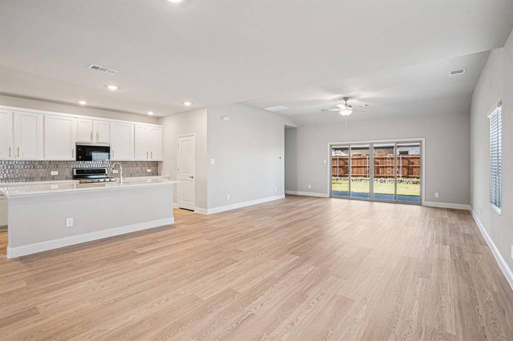 2211 Currents Road, Princeton, TX 75407