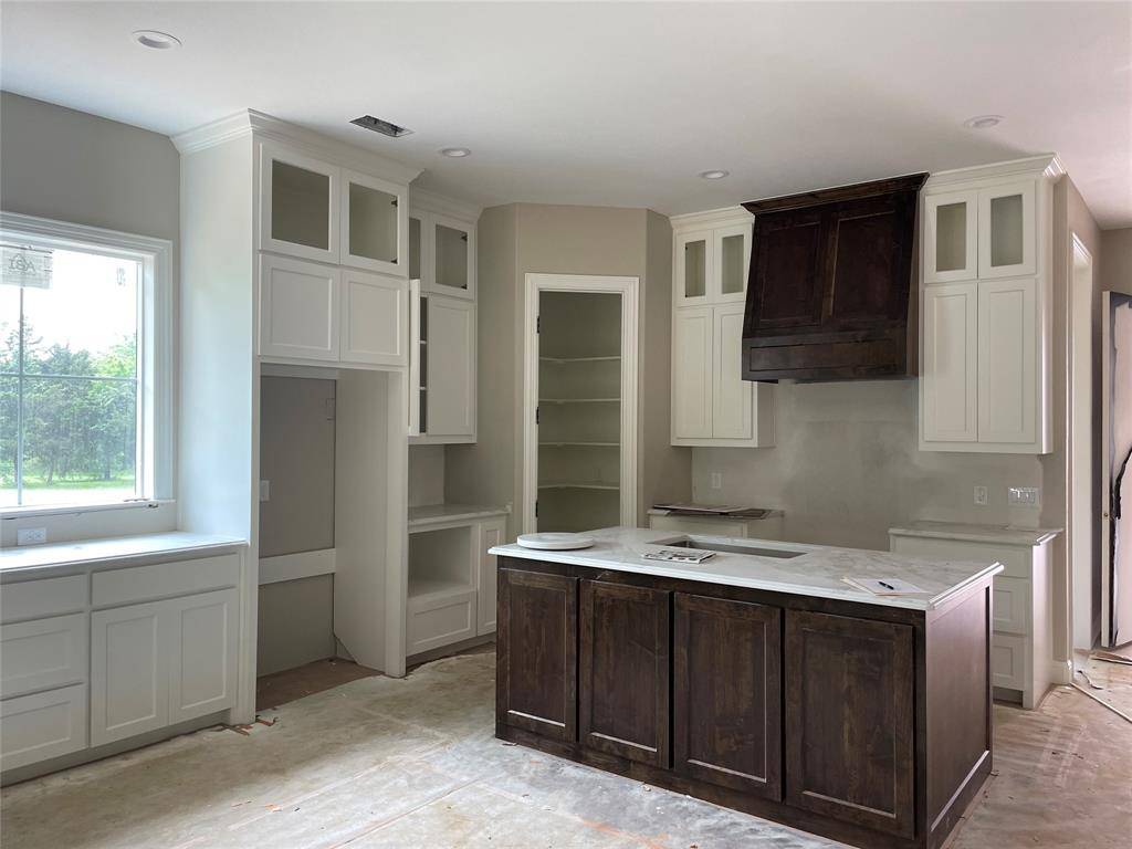 508 La Paloma Circle, Gordonville, TX 76245