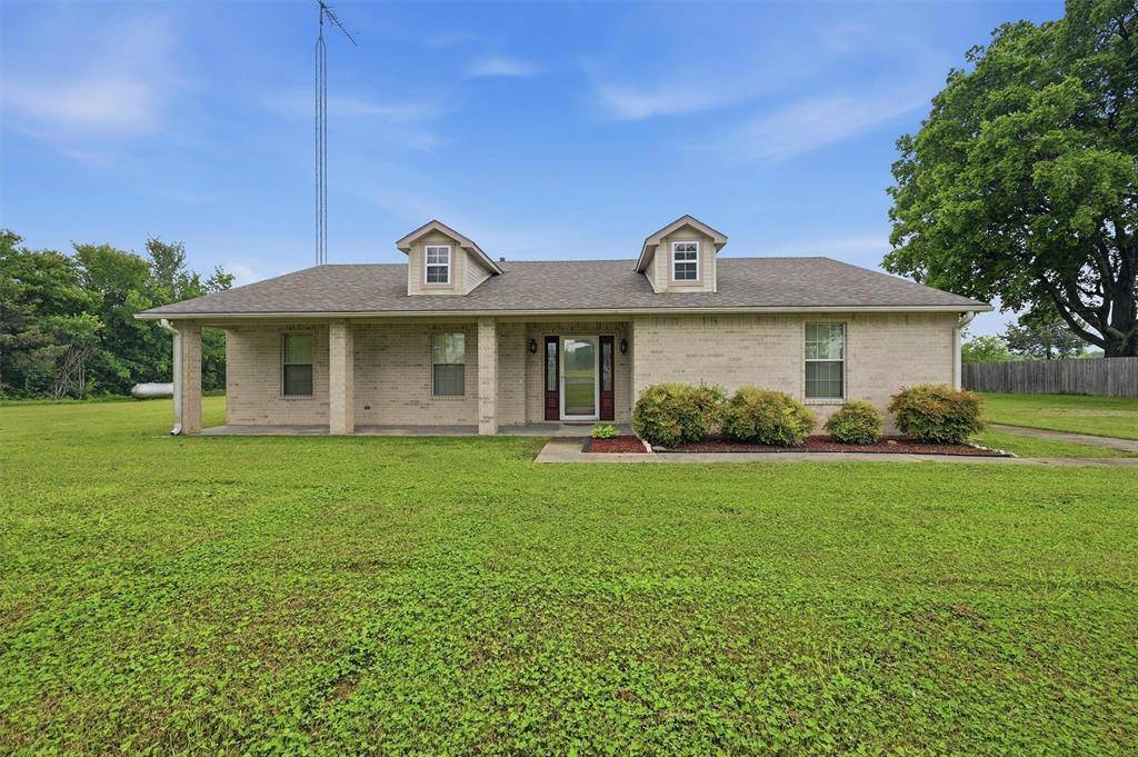 1808 E FM 120, Denison, TX 75021