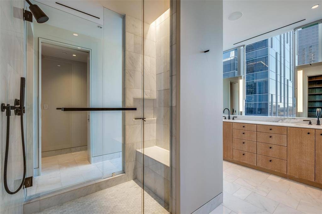 1747 Leonard Street #403, Dallas, TX 75201
