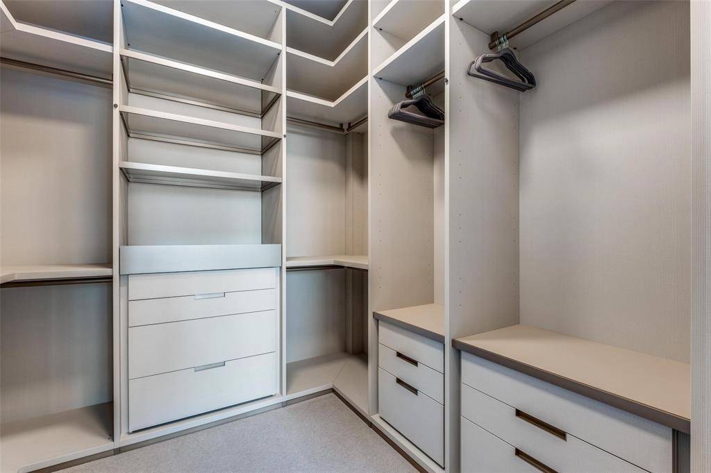 1747 Leonard Street #403, Dallas, TX 75201