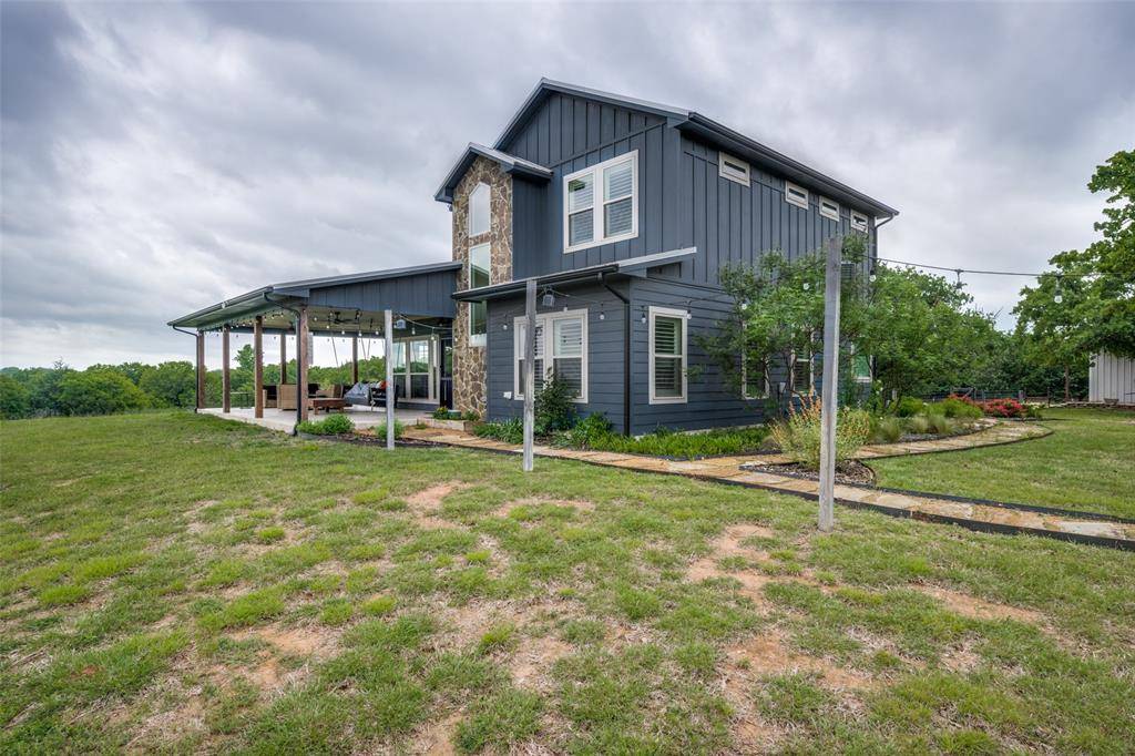 1458 Jim Harry Loop, Sunset, TX 76270