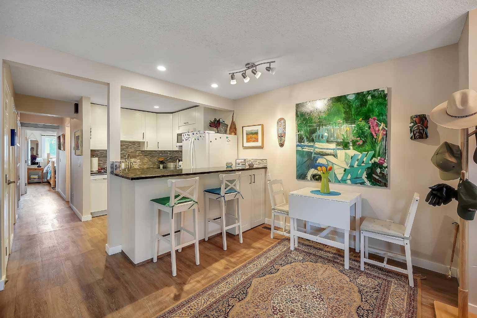 200 Brookpark DR SW #311, Calgary, AB T2W 3E1