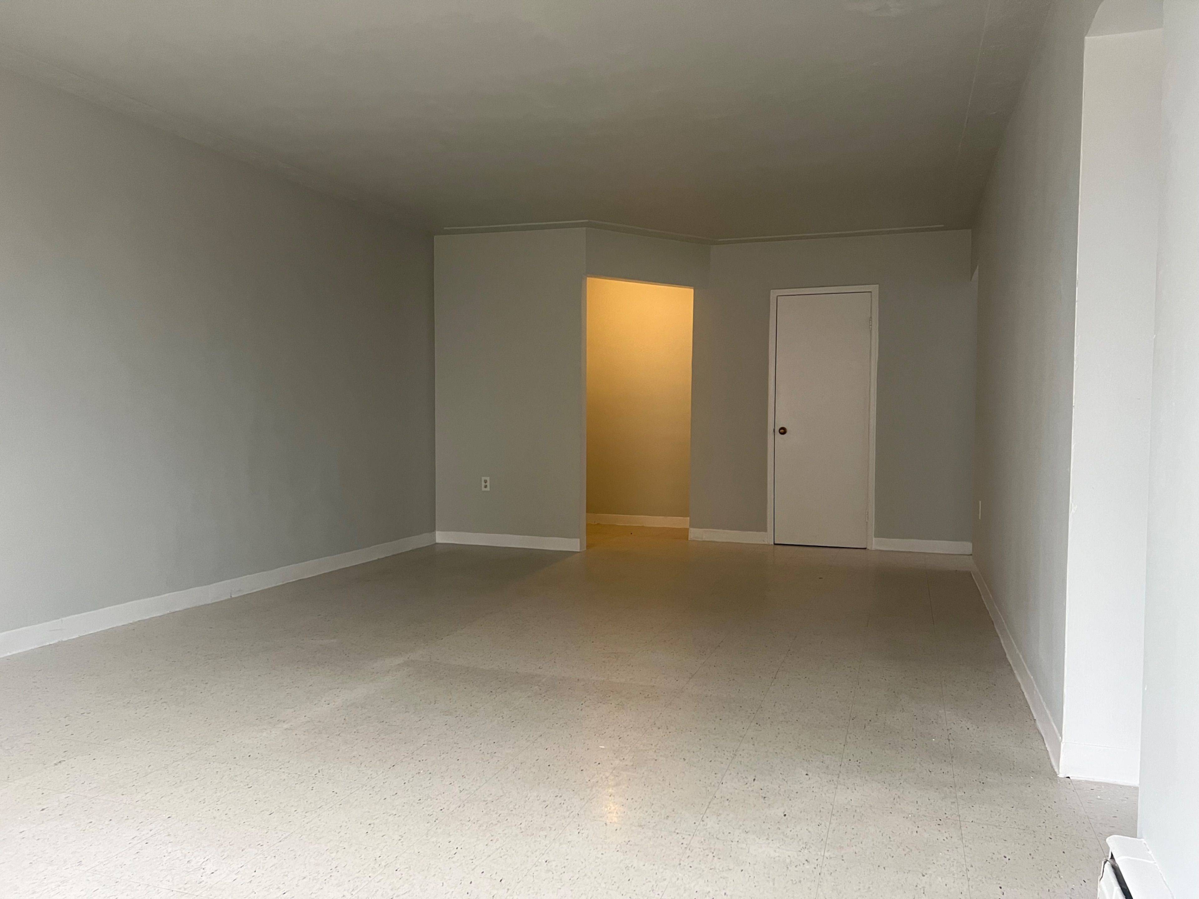 2393 New ST #402, Burlington, ON L7R 1K1