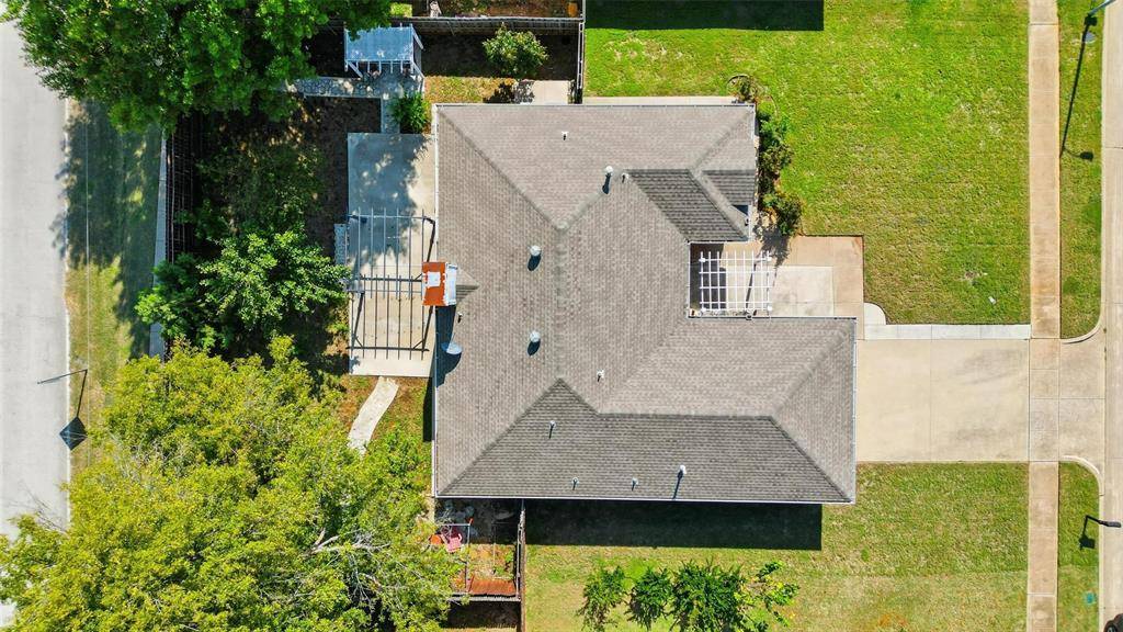 2613 Parkview Drive, Corinth, TX 76210