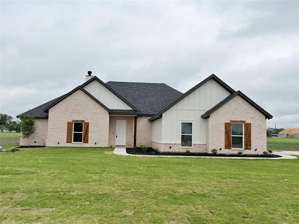 1013 Sabrina Court, Weatherford, TX 76085