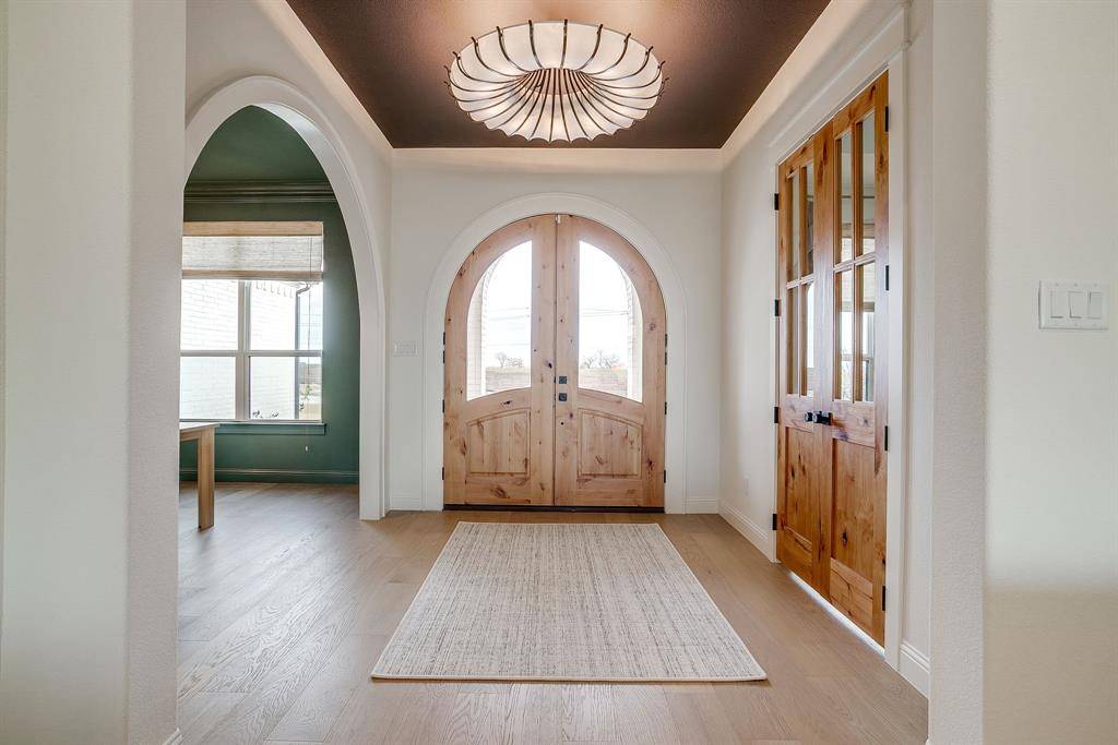 12491 Bella Crossing Drive, Fort Worth, TX 76126