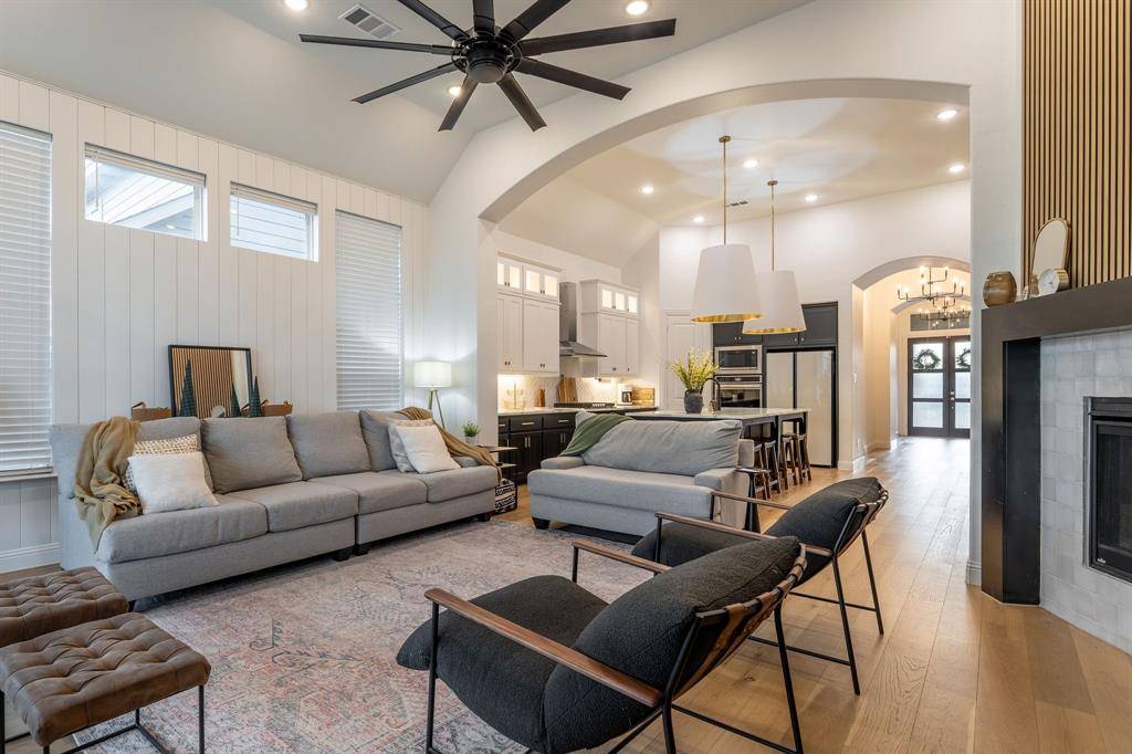 1828 Longspur Drive, Argyle, TX 76226