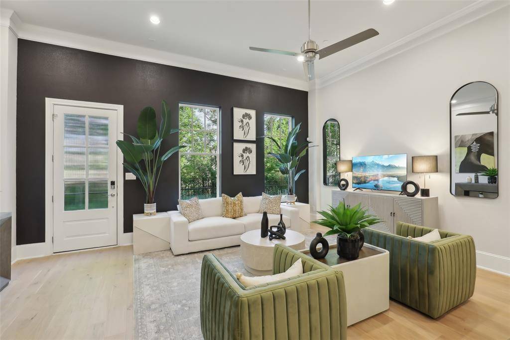 1436 N Avenue, Plano, TX 75074