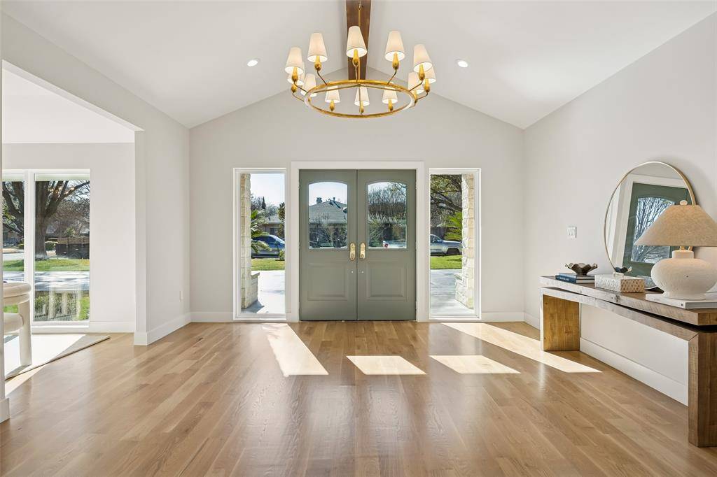 11010 Russwood Circle, Dallas, TX 75229