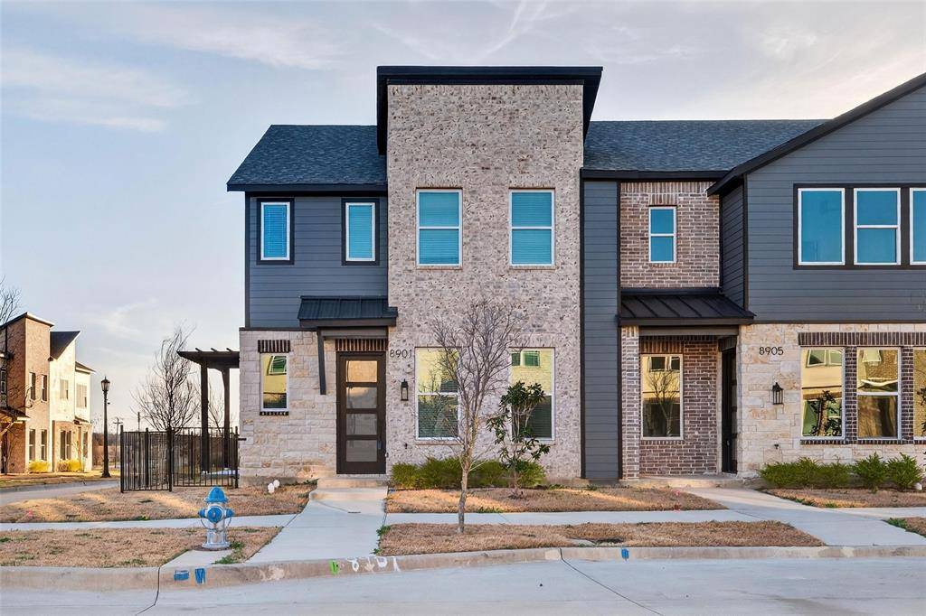 8901 Lowell Street, Rowlett, TX 75089