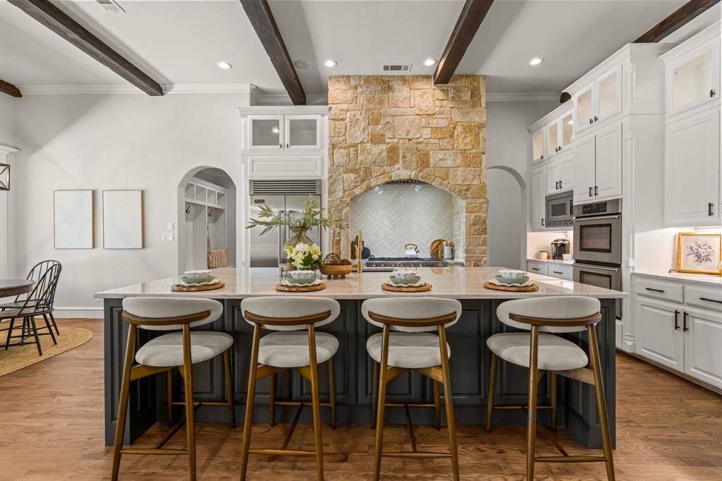 4 Heatherstone Court, Trophy Club, TX 76262