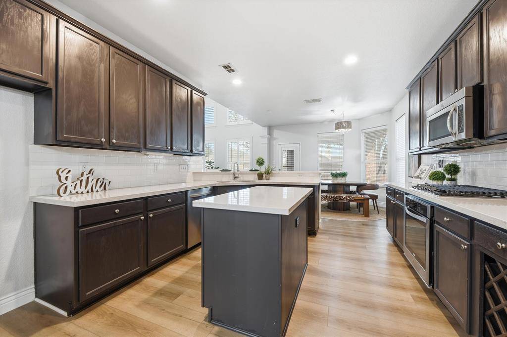 4865 Grinstein Drive, Fort Worth, TX 76244