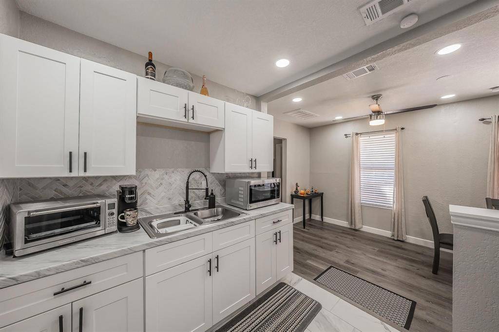 4506 Roberts Avenue, Dallas, TX 75215