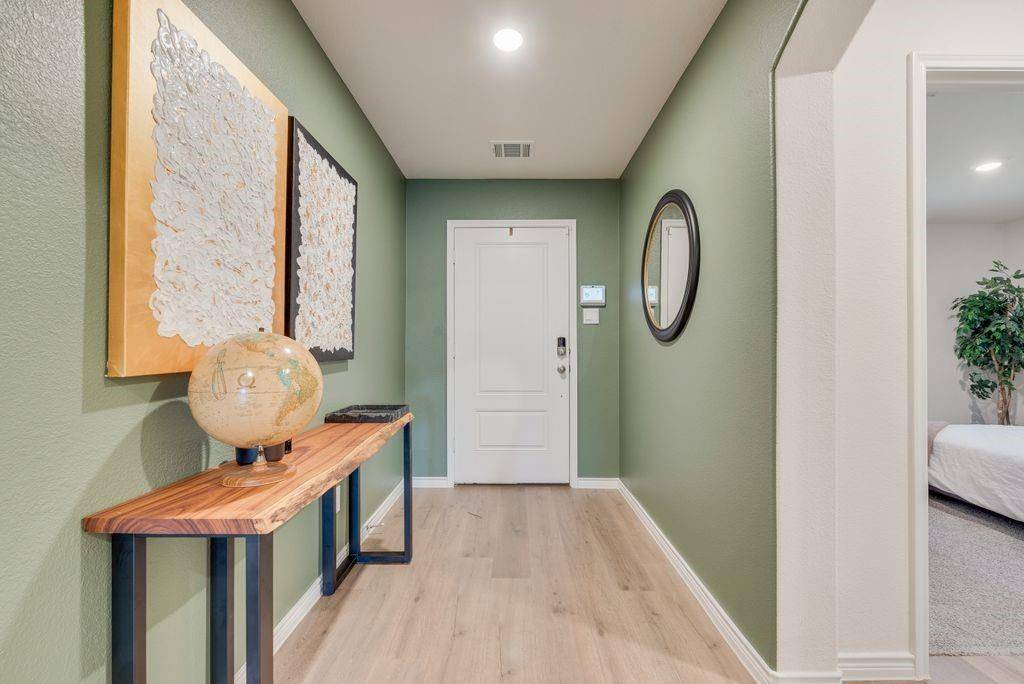 811 Dove Haven Way, Lavon, TX 75166