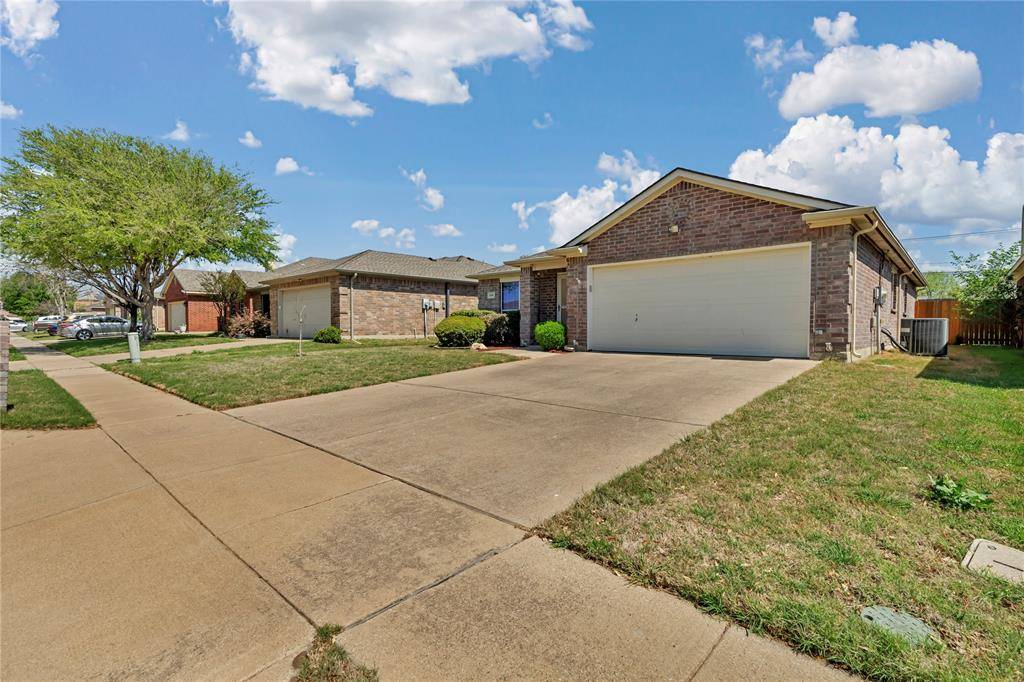 8500 Three Bars Drive, Fort Worth, TX 76179