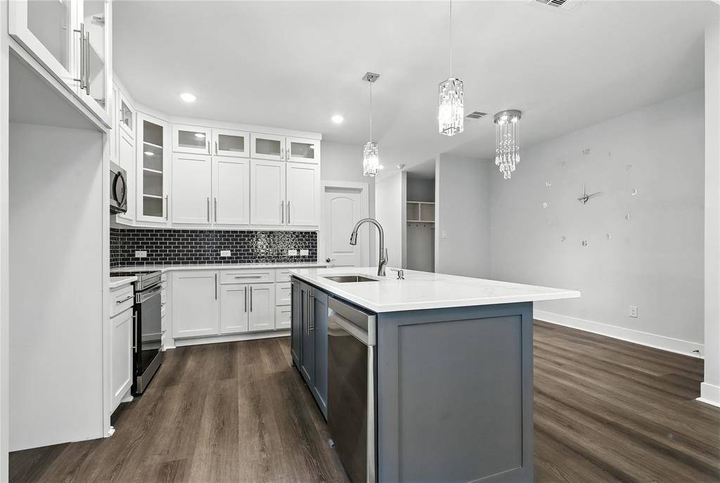 810 Euclid Street, Cleburne, TX 76033