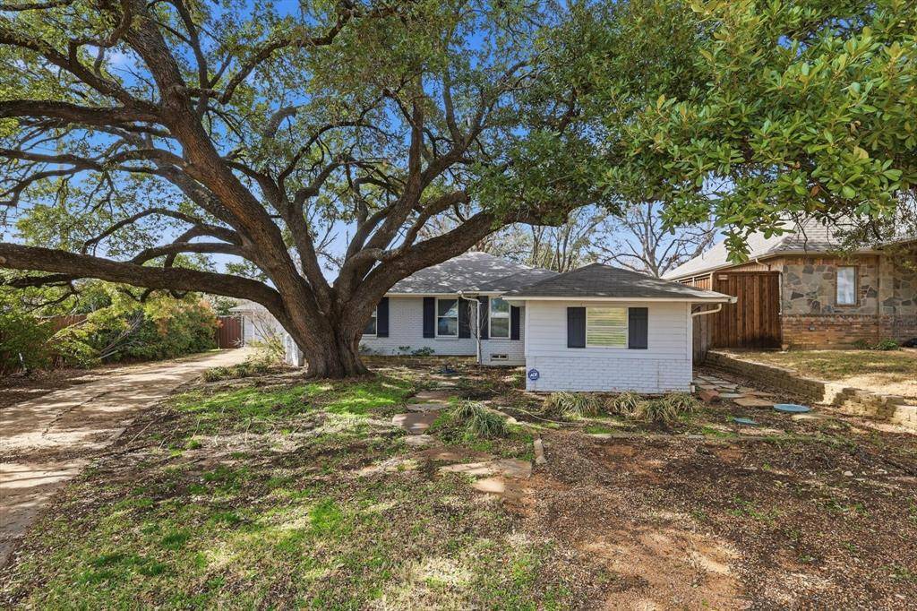 9403 Thornberry Lane, Dallas, TX 75220