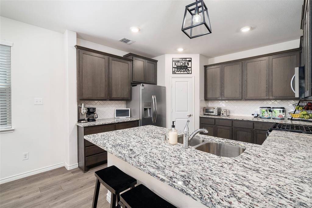 1717 Katelynn Lane, Anna, TX 75409