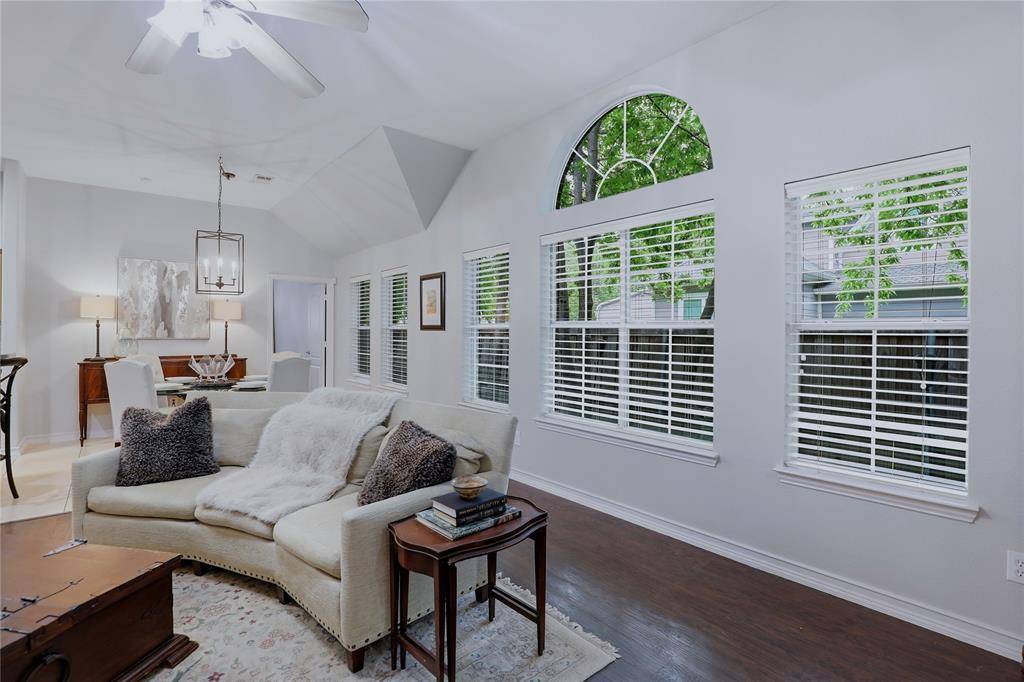 1006 Hall Street, Mckinney, TX 75069