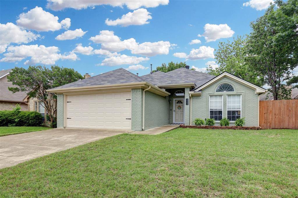 444 Woodridge Drive, Keller, TX 76248