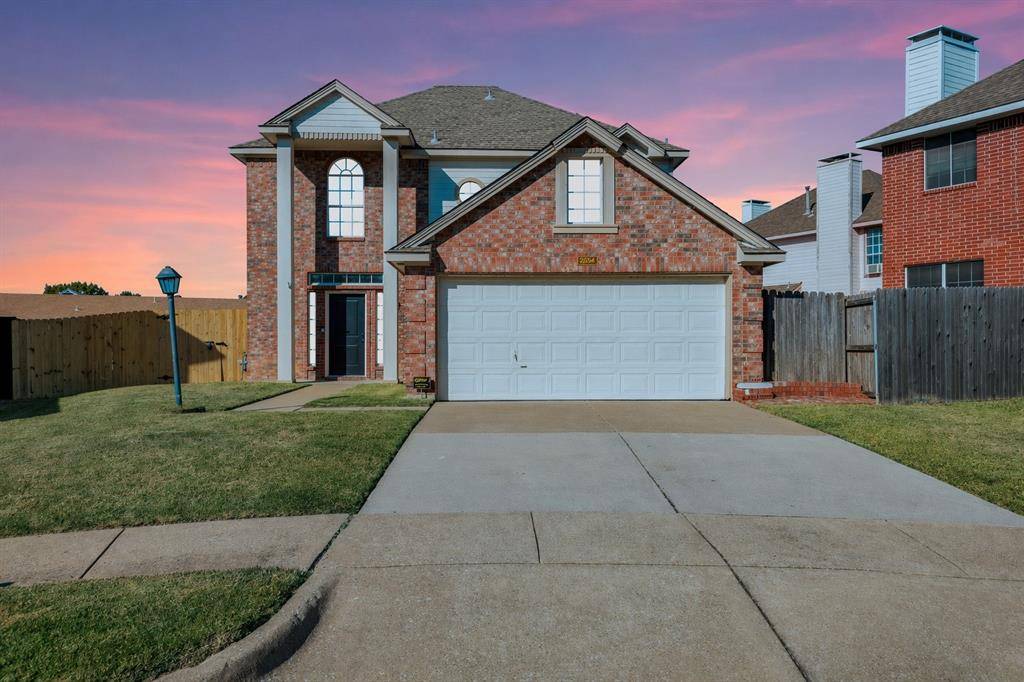 2554 Melissa Court, Carrollton, TX 75006