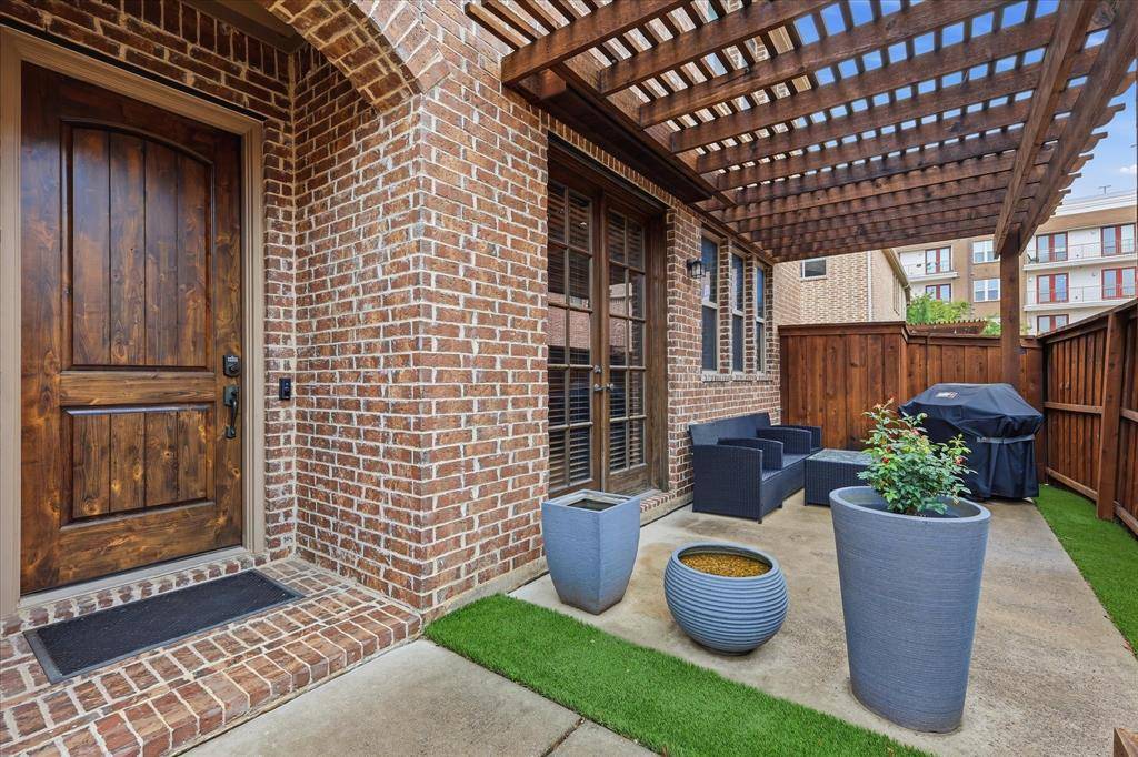 2511 Charlie Bird Parkway, Farmers Branch, TX 75234