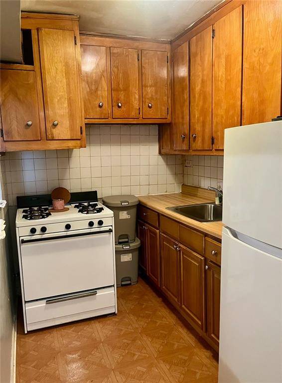 745 East 31st ST #2M, Brooklyn, NY 11210