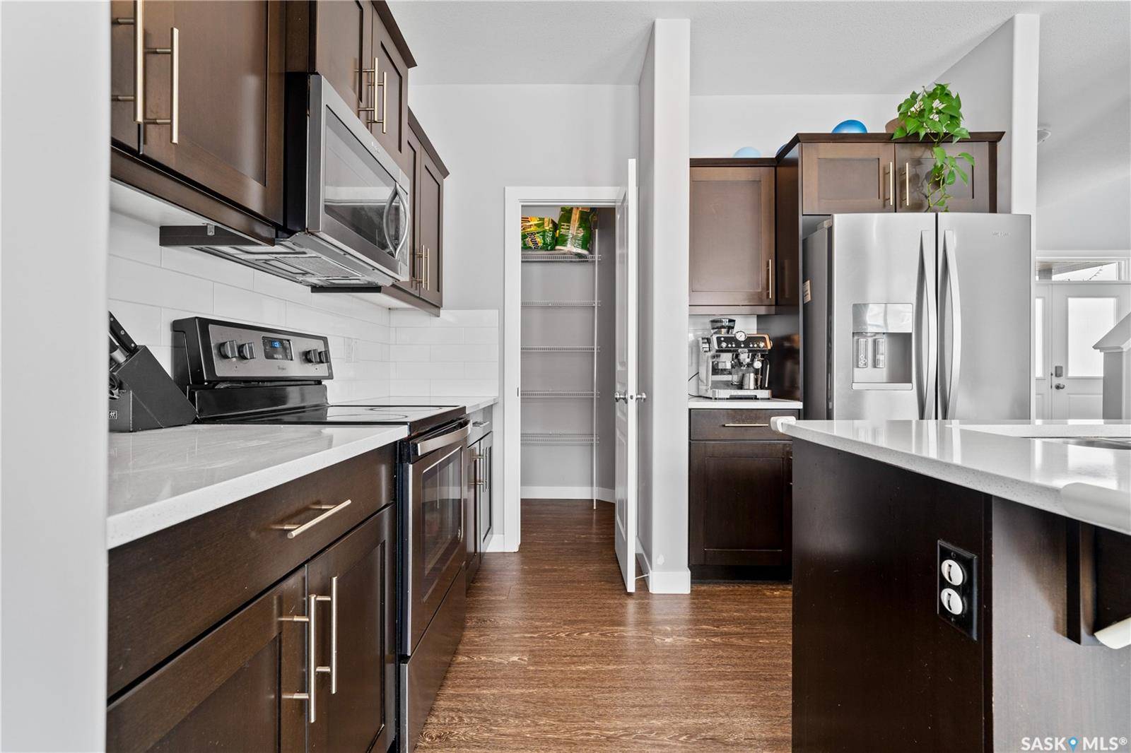 4810 Green Brooks WAY E, Regina, SK S4V 3K6