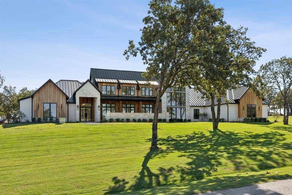 200 Dan Russell Bend, Weatherford, TX 76087